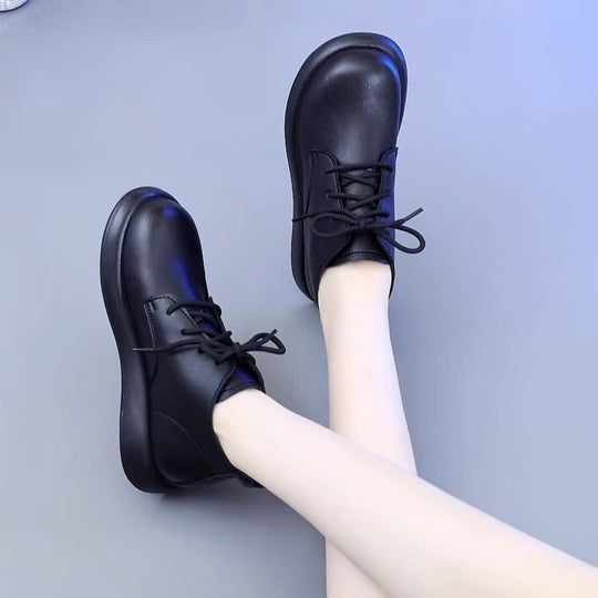 Damen Bequeme Lederboots mit klassischem Design und robuster Sohle EB