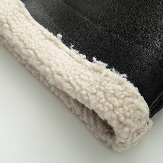 Damen Kunstlederjacke mit warmem Sherpa-Futter und praktischen Taschen EB