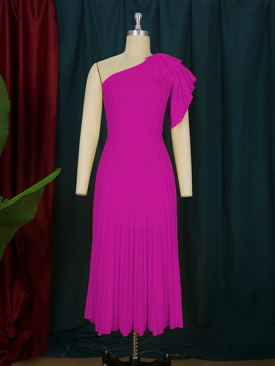 Damen Plissee Maxikleid mit asymmetrischem Träger und Rüschendetail EB