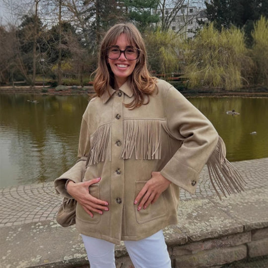 Damen geschmackvolle Kunstlederjacke mit Fransen EB