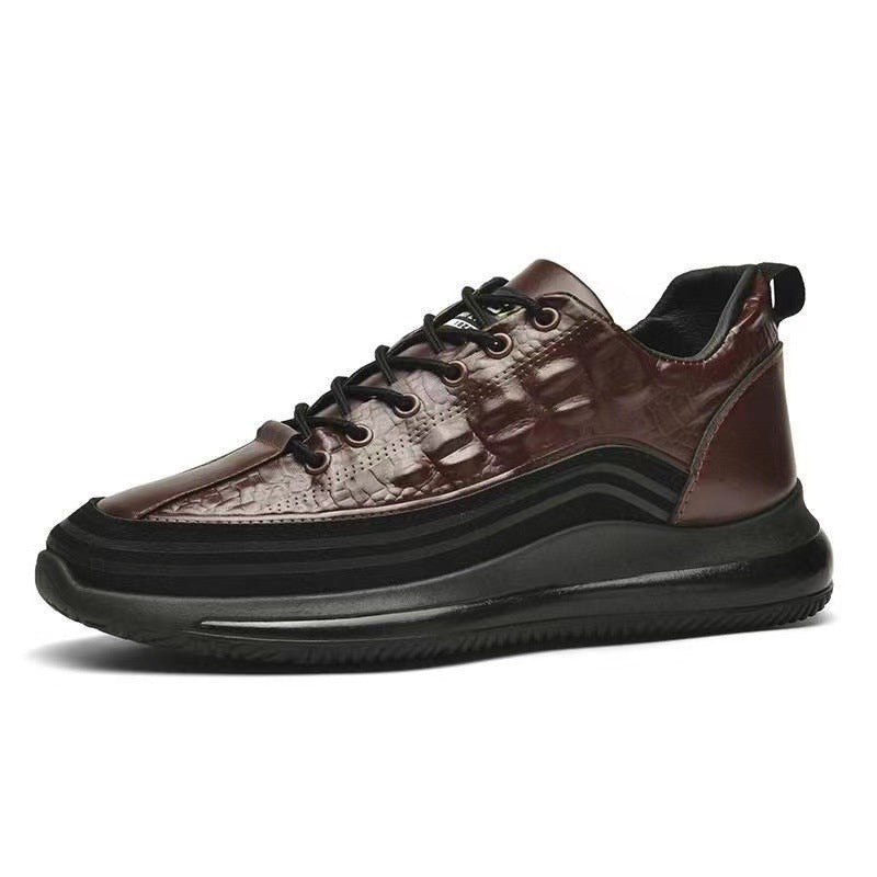 Damen Sportliche Sneakers mit hochwertiger Oberflächenstruktur und innovativer Sohlenkonstruktion EB