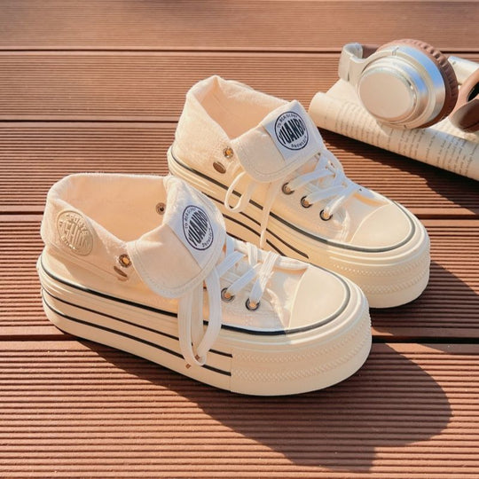 Damen Chunky Sneakers mit hohem Plateau und modischem Schnürsystem EB