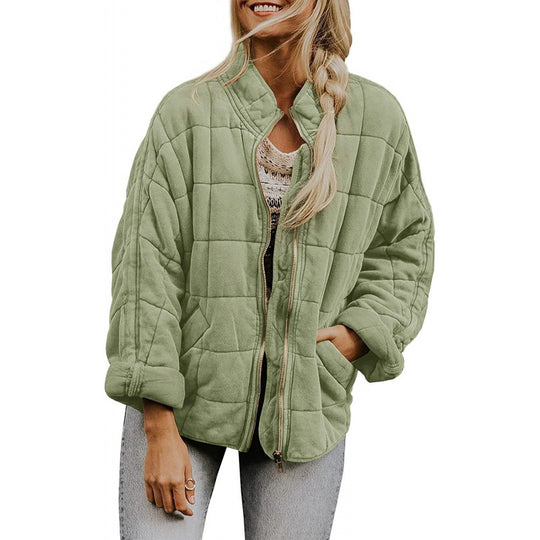 Damen Steppjacke im Oversized Schnitt mit Stehkragen und verdecktem Reißverschluss EB