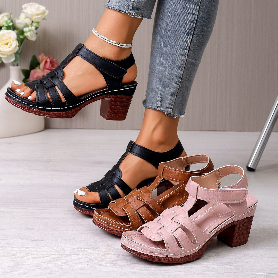 Damen Komfortable Riemchen-Sandalen mit geschwungenem Absatz und atmungsaktivem Leder EB
