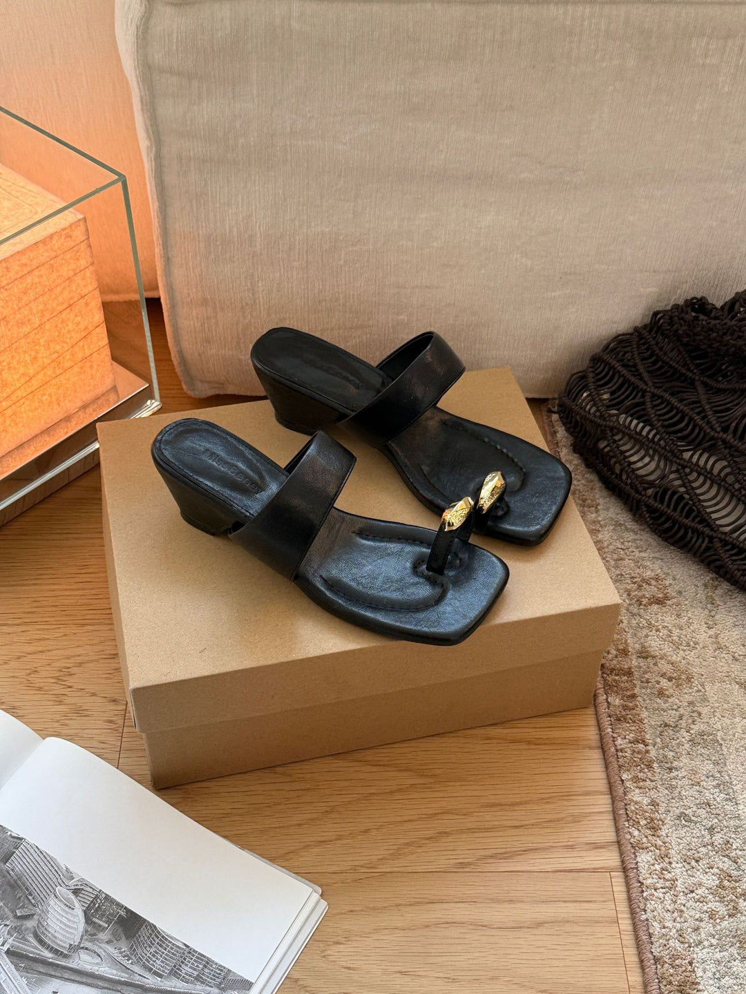 Damen Elegante und stilvolle Plateau-Sandalen mit modischen Riemen EB