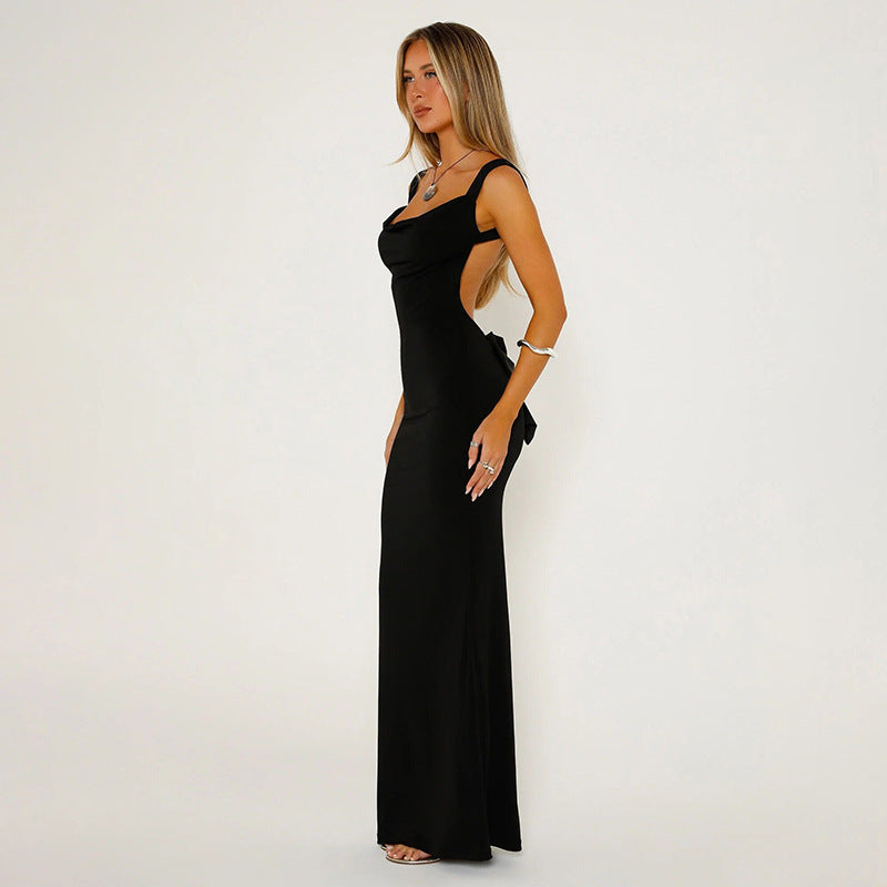 Damen Elegantes Maxikleid mit figurbetontem Schnitt und tiefem V-Ausschnitt EB
