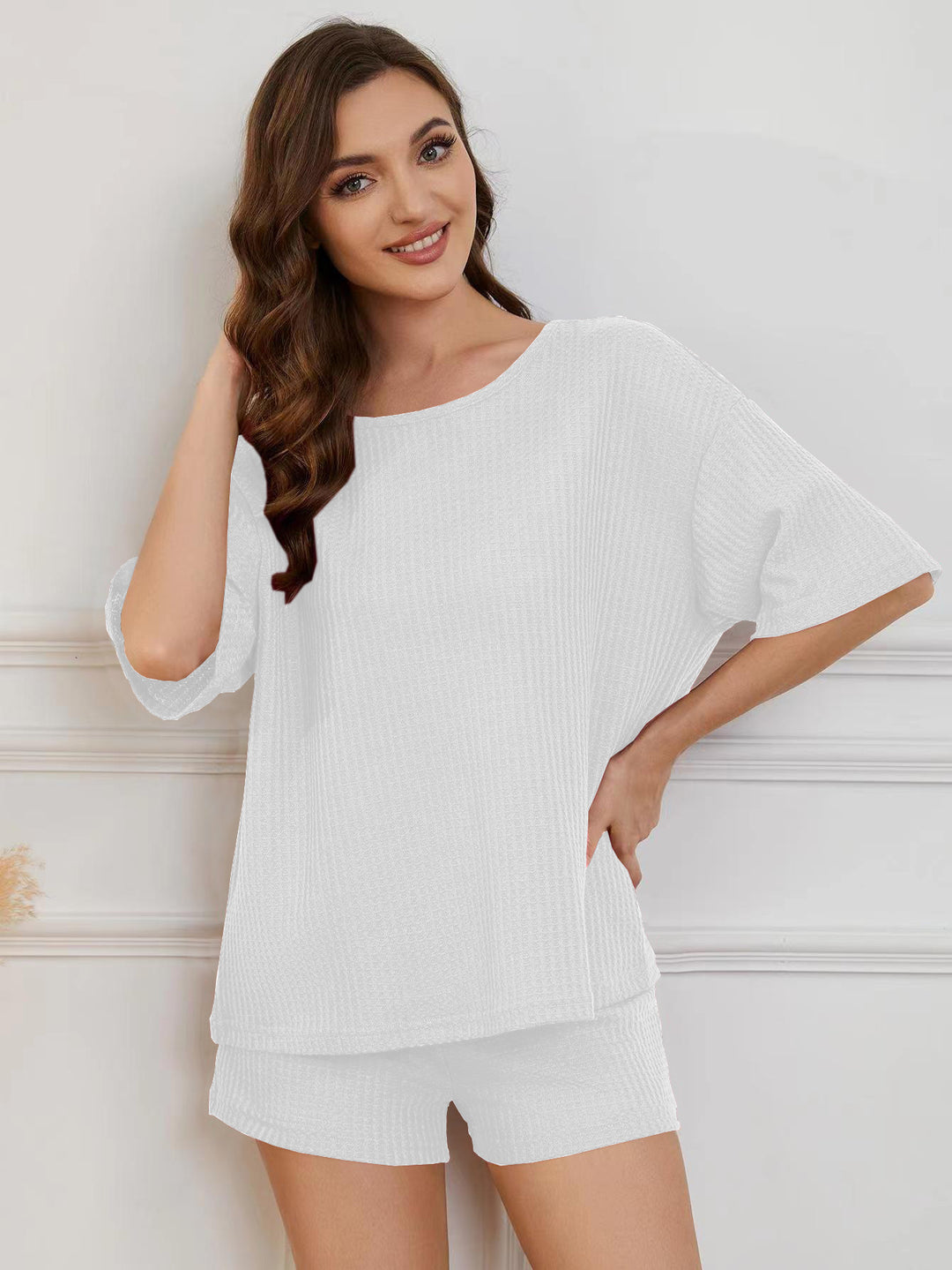 Damen Bequemes Set aus oversize Oberteil und Shorts EB