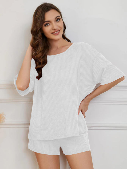 Damen Bequemes Set aus oversize Oberteil und Shorts EB