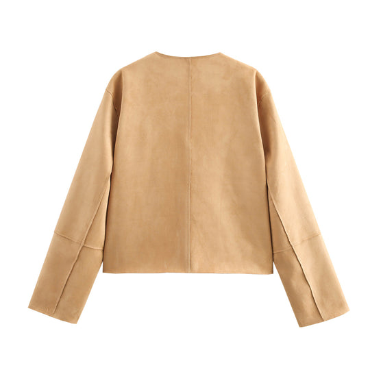Damen Modische Kurzarmpulloverjacke mit praktischen Taschen und eleganten Knöpfen EB