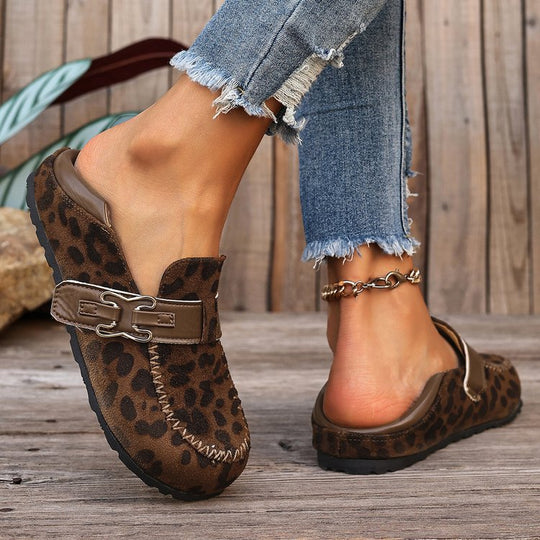 Damen Mokassin-Slipper aus Veloursleder mit dekorativer Metall-Schnalle EB