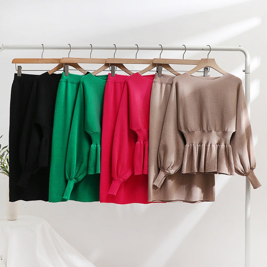 Damen elegantes Strickensemble mit Raffung und Ballonärmeln EB