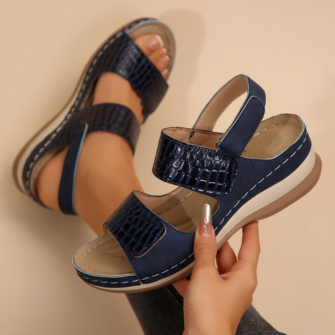 Damen Komfortable Riemensandalen mit anatomischem Fußbett EB