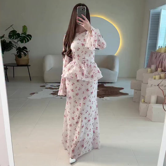 Damen Maxikleid mit voluminösem Peplum und floralen Akzenten EB