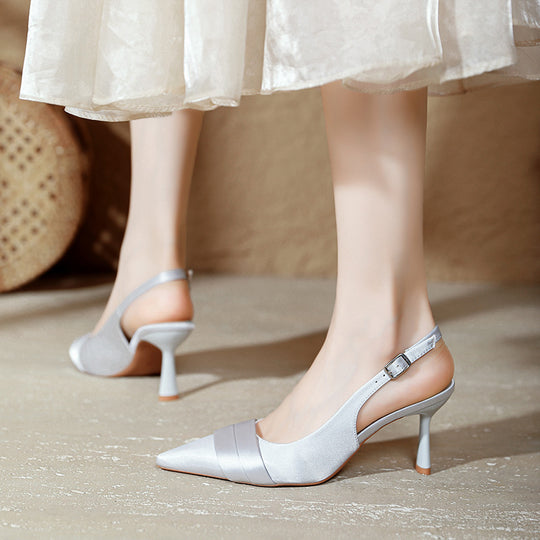 Damen Slingback-Pumps mit elegantem, spitz zulaufendem Design und modischem Riemen EB