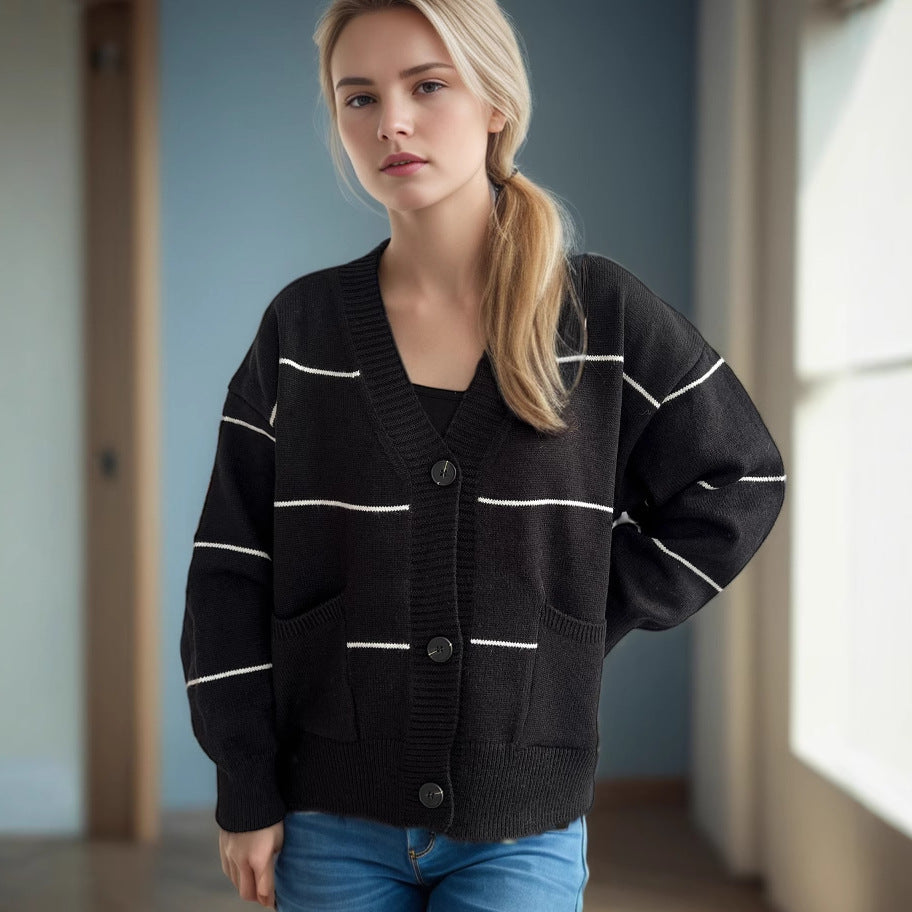 Damen lässige Strickjacke mit praktischen Taschen und modischen Kontraststreifen EB