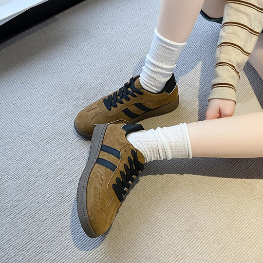 Damen modische Sneaker mit weichem Wildleder EB