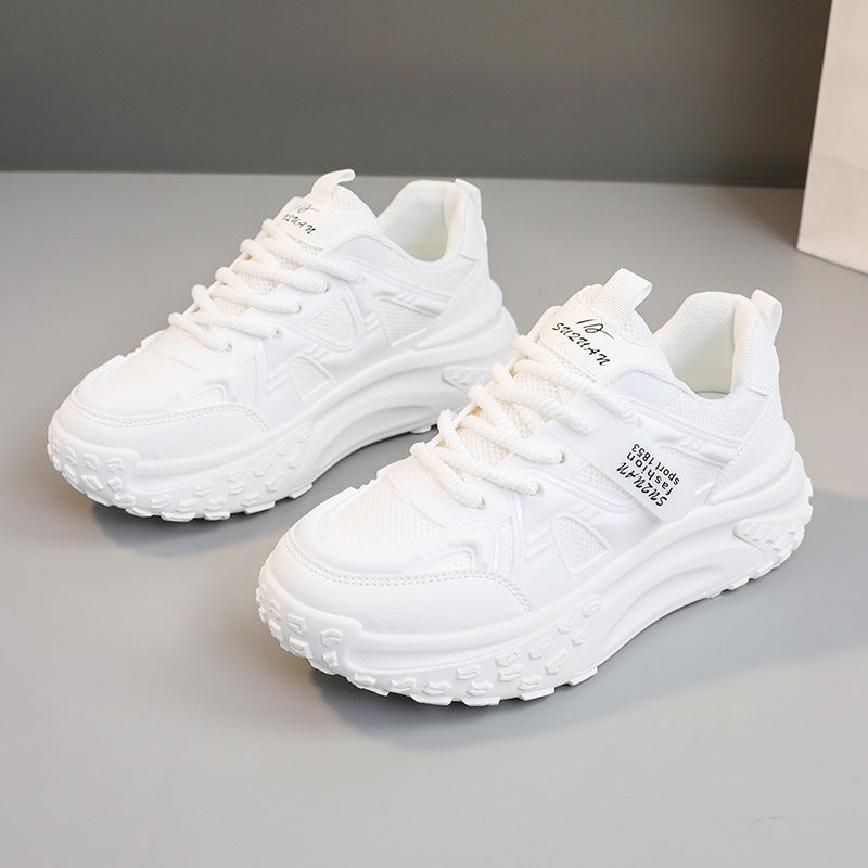 Damen sportliche Sneakers mit dämpfendem Sohlenprofil und atmungsaktiver Mesh-Oberfläche EB