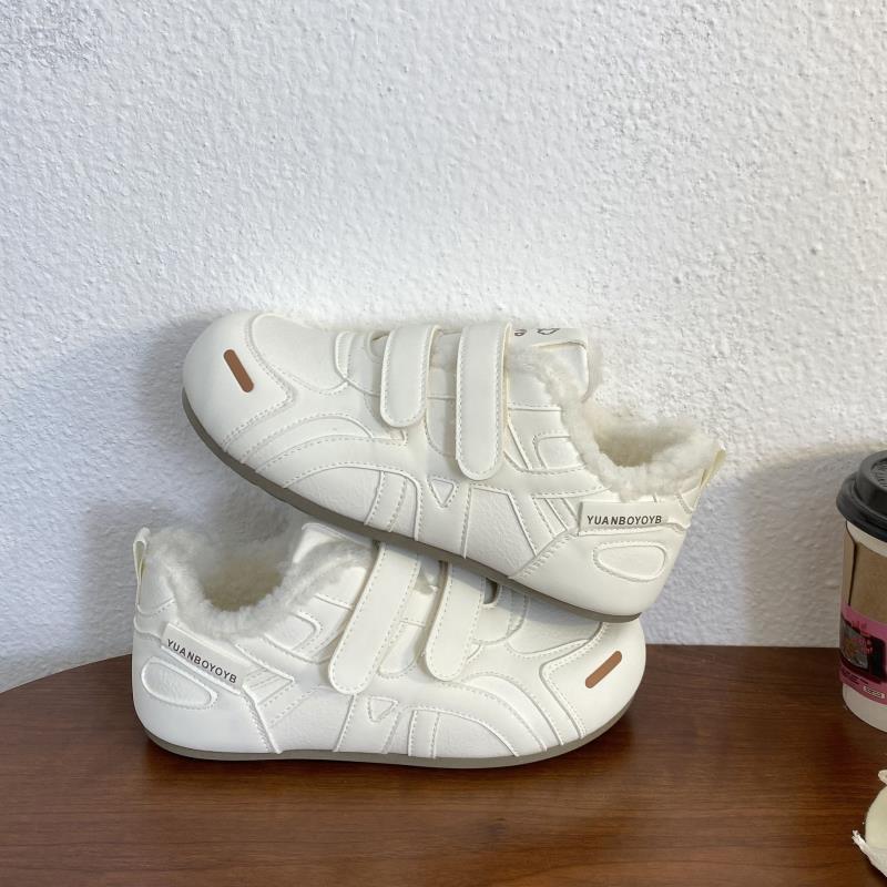 Damen Modische Sneaker mit kuscheligem Innenfutter EB