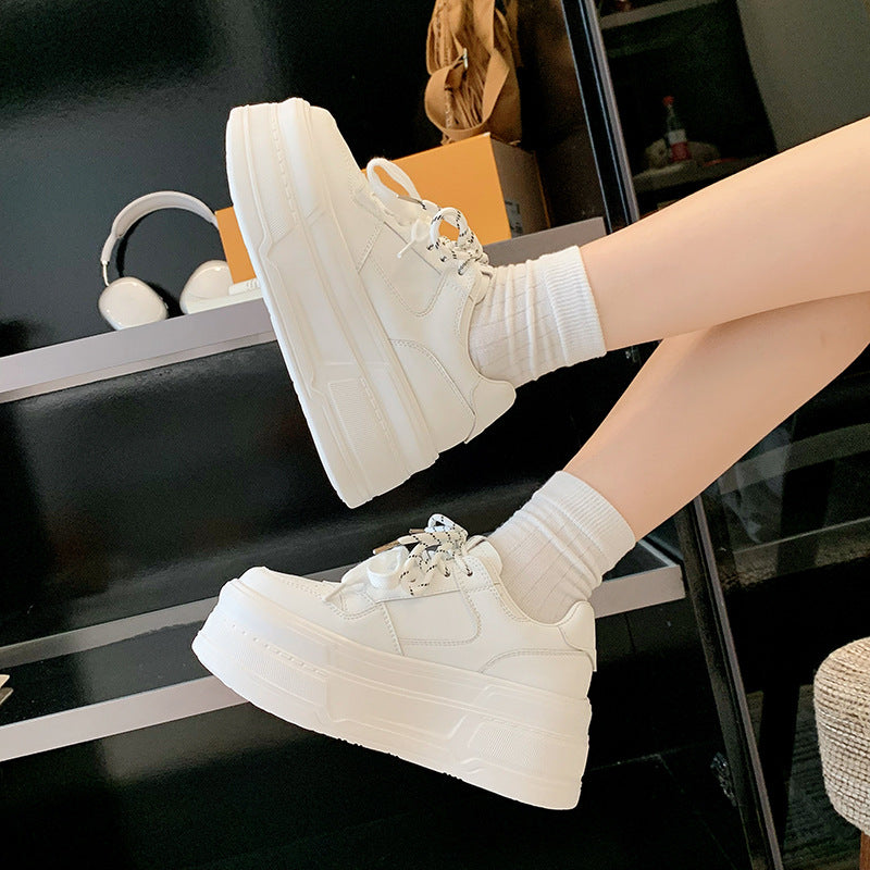 Damen Plattform-Sneaker mit modischem Design und atmungsaktiver Oberfläche EB