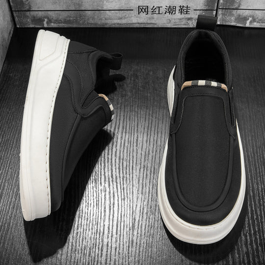 Damen Slip-On Sneakers mit elastischem Einstieg und rutschfester Sohle EB