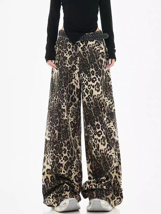 Damen Weite Cargohose im modischen Leopardenmuster mit praktischen Taschen und hohem Bund EB