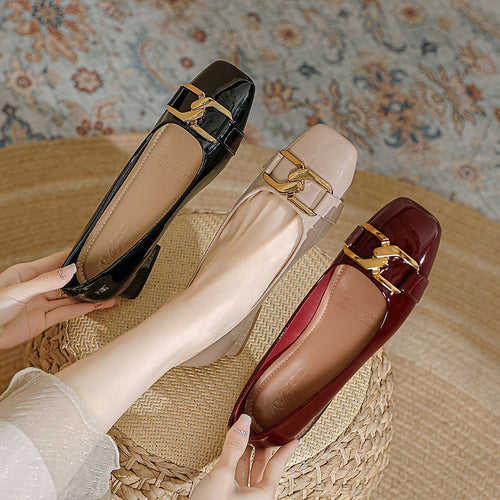 Damen Ballerinas mit eleganter Schnallenapplikation und komfortablem Blockabsatz EB