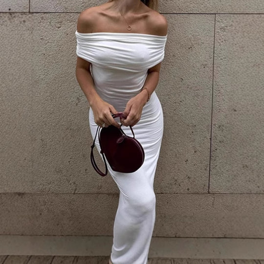 Damen Elegantes und figurbetontes Abendkleid mit schulterfreiem Design EB