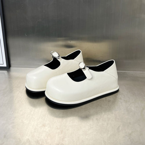 Damen Komfortable Clogs mit stilvollem Riemen und robustem Fußbett EB