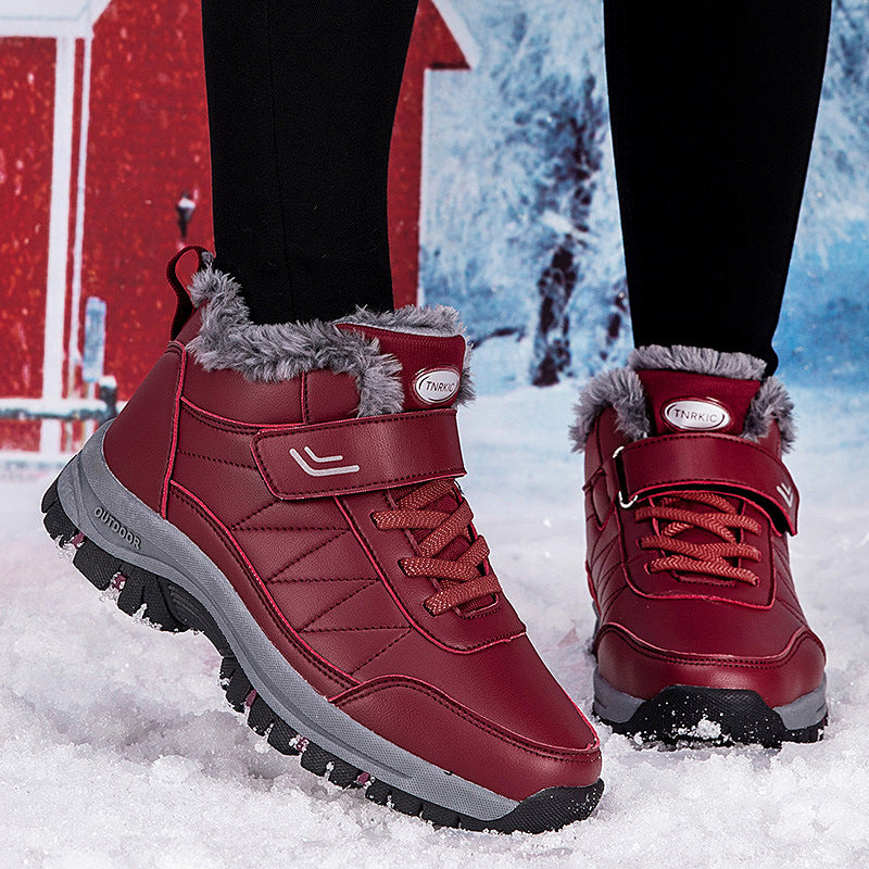 Damen Wintersteiger mit isolierendem Warmfutter und rutschfester Sohle EB