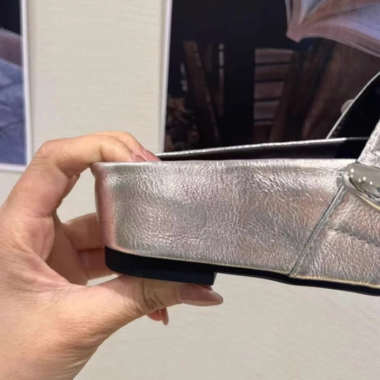 Damen elegante Slipper mit dekorativem Schmuckdetail EB