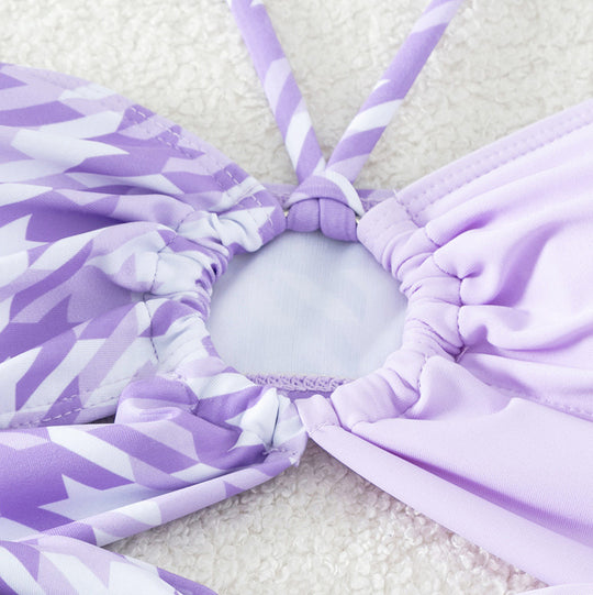 Damen Bandeau-Bikini mit modernen Knotendetails und strukturierter Oberflächenstruktur EB