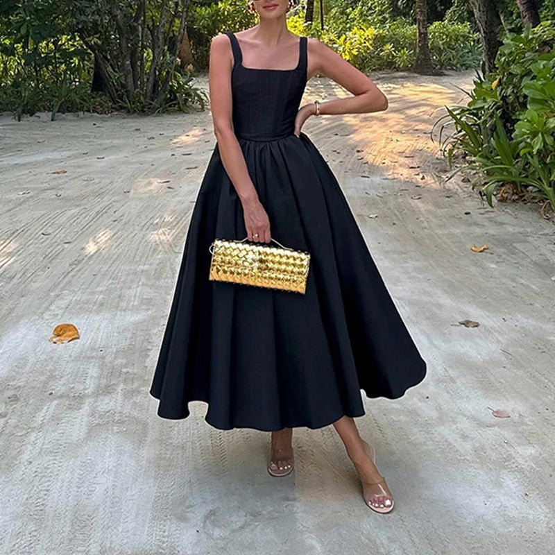 Damen Elegantes Ballkleid mit Einem Taillierten Oberteil und Weichem, Schwingendem Rock EB