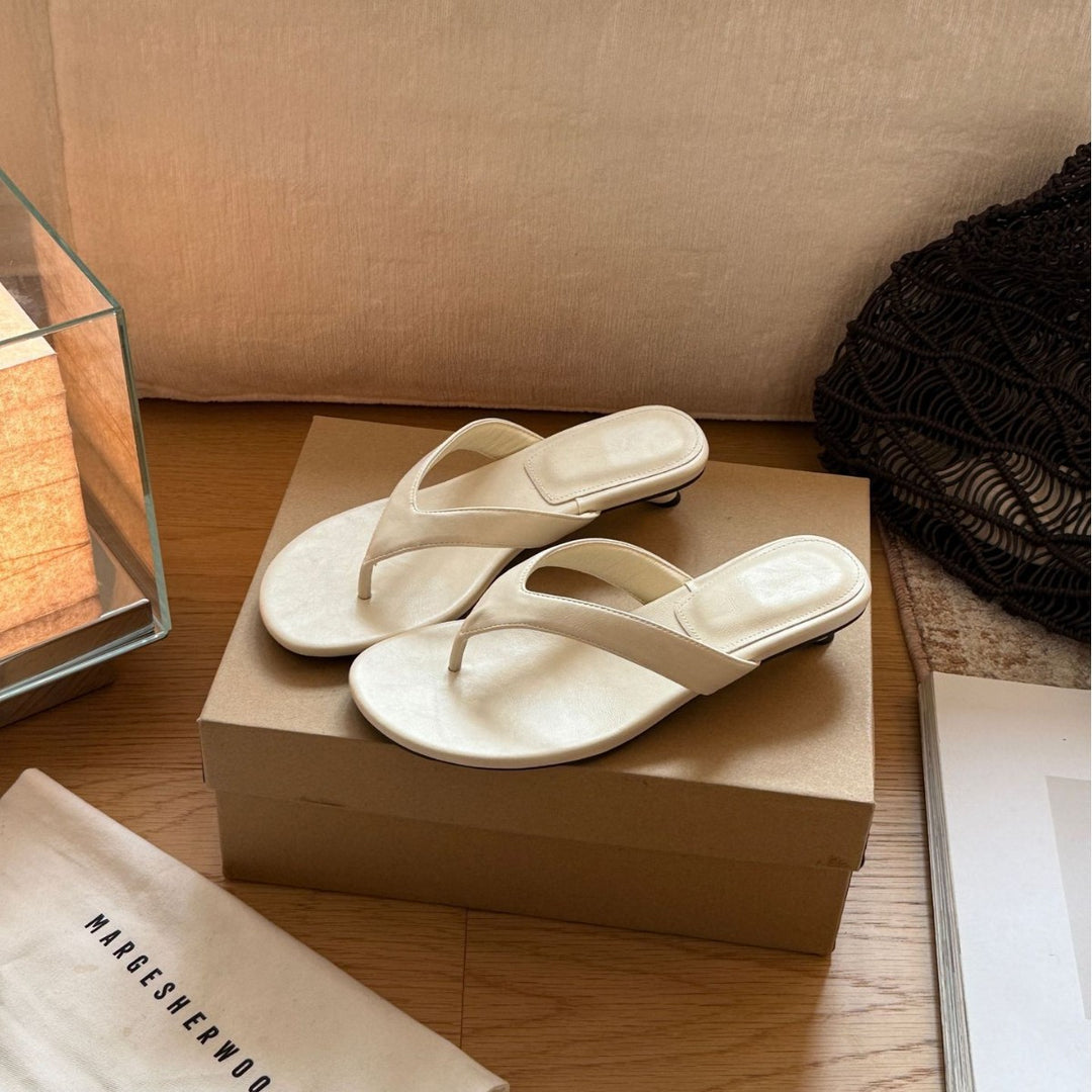 Damen Komfortable Zehentrenner-Sandalen mit ergonomischer Fußbettgestaltung und rutschfester Sohle EB