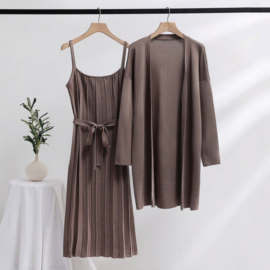 Damen elegantes und lässiges Strickkleid mit passender Strickjacke EB