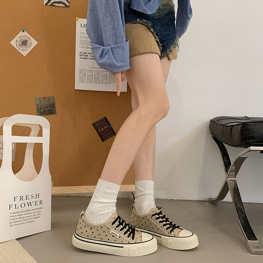 Damen Freizeit Sneakers mit gepolsterter Innensohle und punktemuster EB