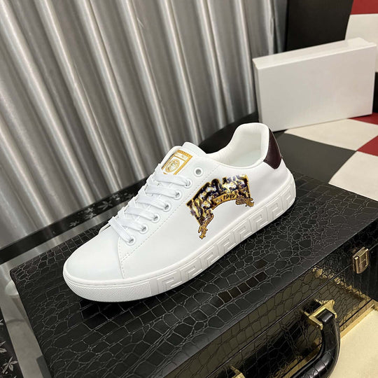 Damen Sneakers mit modischem Design und einzigartigem Markendetail EB
