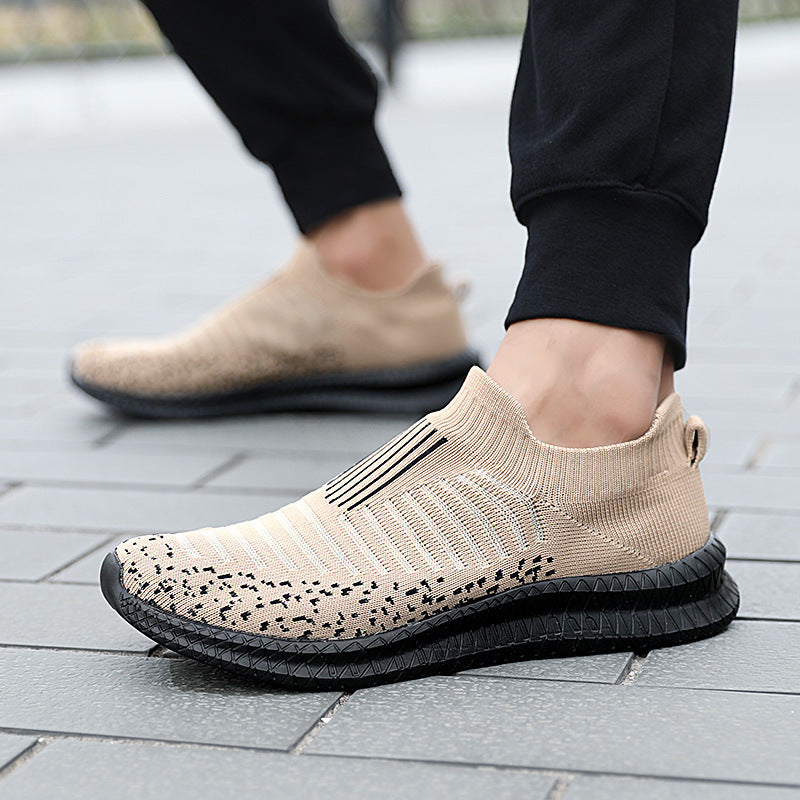 Unisex nan Slip-on Stricktrainer mit formstabilem Sockenschaft, reaktionsfreudiger Leichtsohle und rutschfester Profilkante EB