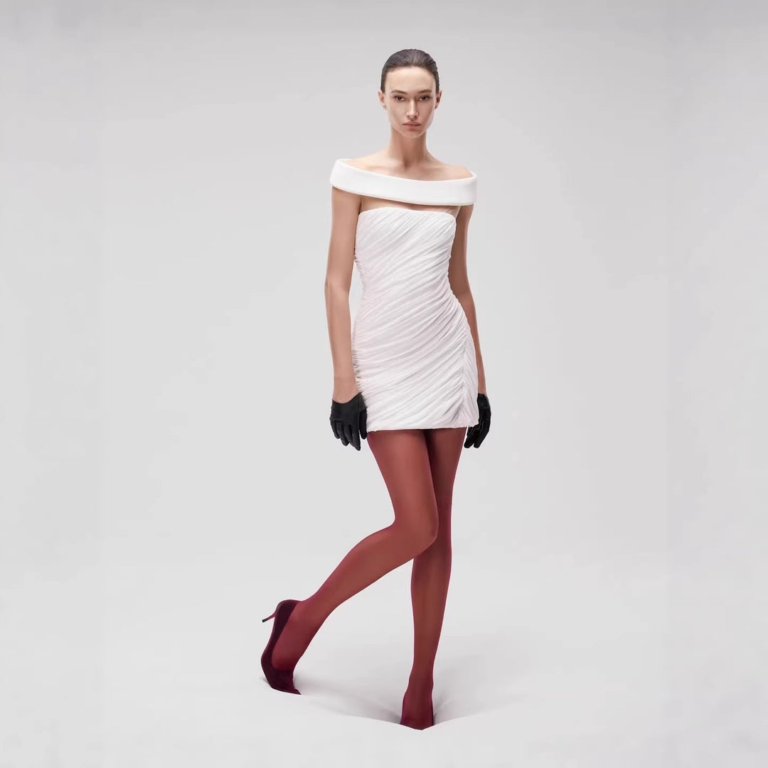Damen Elegantes Minikleid mit schulterfreiem Design und raffinierten Drapé-Elementen EB