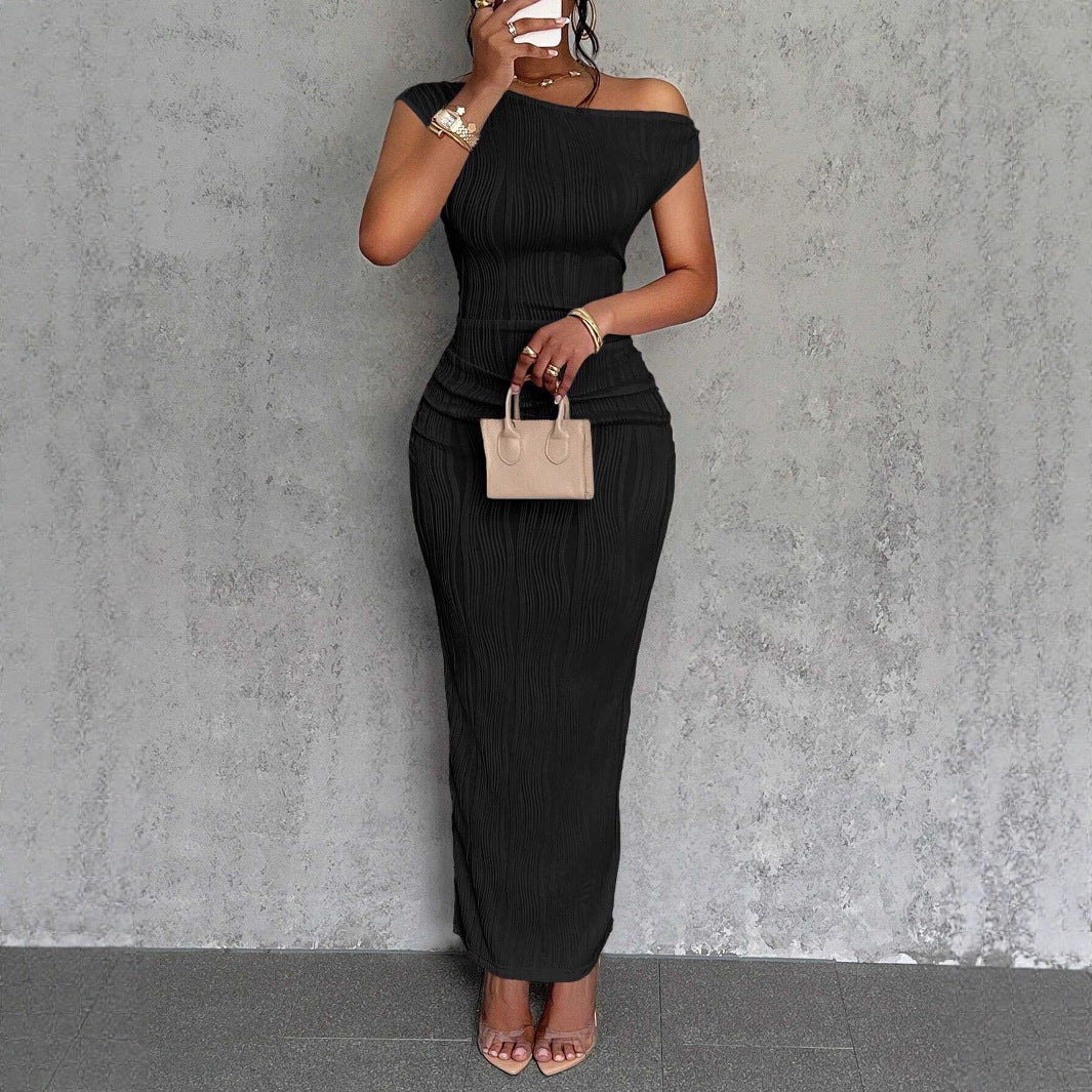 Damen Elegantes figurbetontes Maxikleid mit Raffungen EB