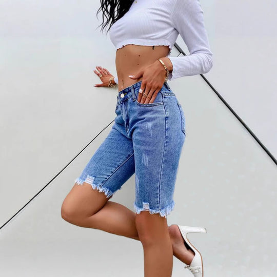 Damen Denim-Bermudashorts mit fransigem Saum und modernem Schnitt EB