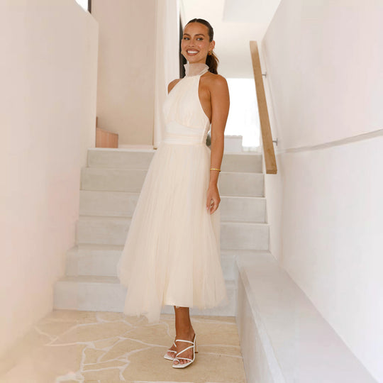 Damen Tüllkleid mit elegantem Halterneck und schwingendem Rock EB