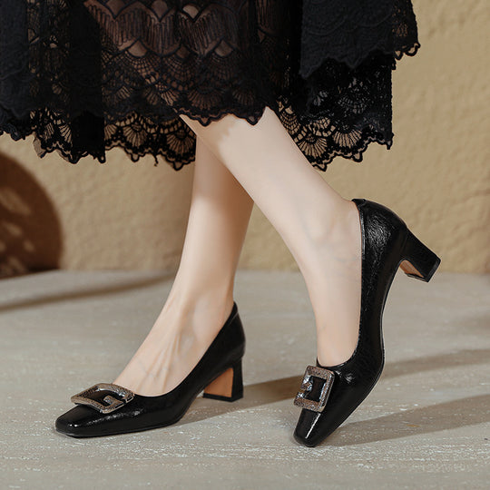 Damen elegante Absatzschuhe mit modischem Schmuckdetail EB
