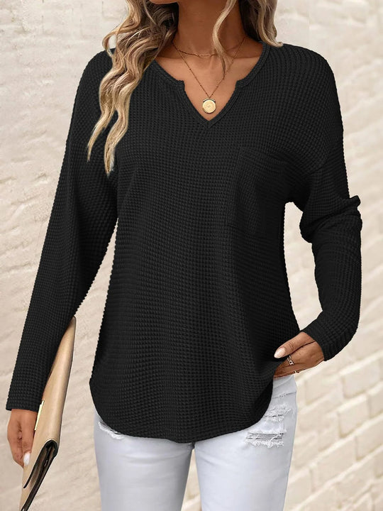 Damen Waffelstrick-Longsleeve mit V-Notch, Brusttasche und legerer Oversize-Passform EB