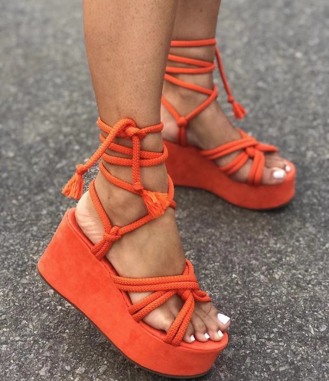 Damen Plateau-Sandalen mit geflochtenem Riemendesign EB