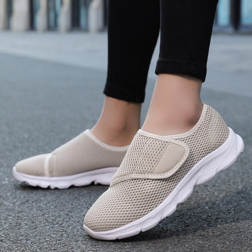 Damen atmungsaktive Slip-On Sneakers mit praktischem Klettverschluss EB