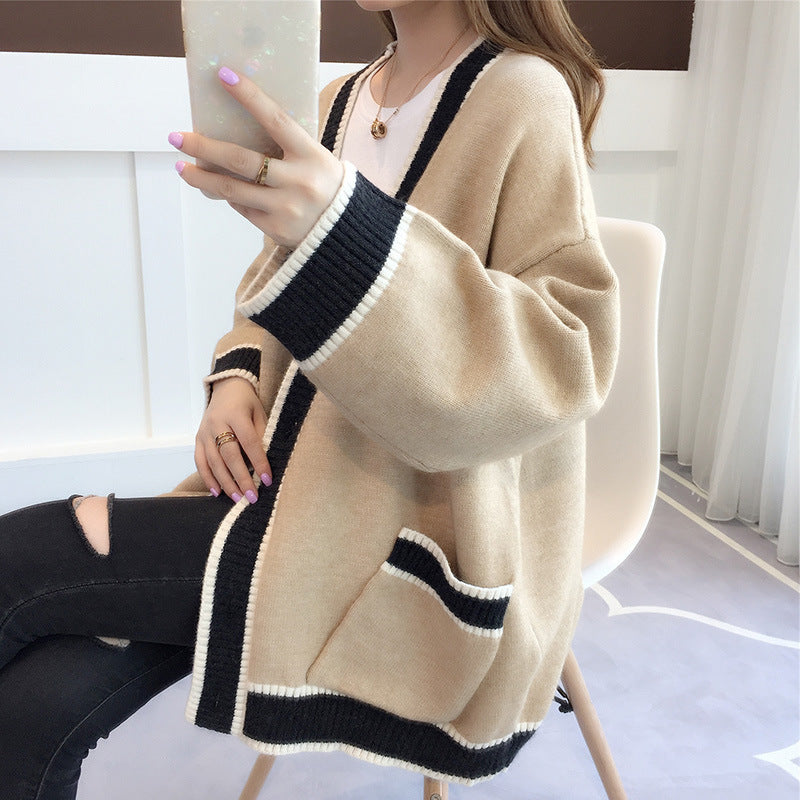 Damen Lässiger Strickcardigan mit attraktiven Kontrastsäumen und praktischen Taschen EB