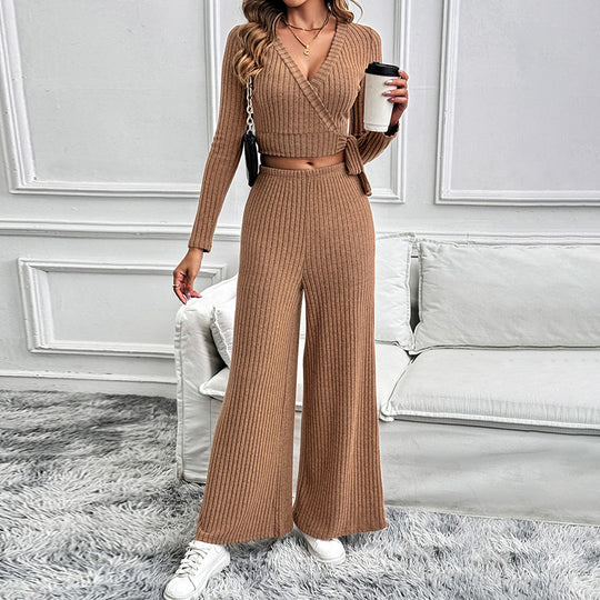 Damen Strick-Jumpsuit mit Wickeloberteil und weit geschnittenem Bein EB