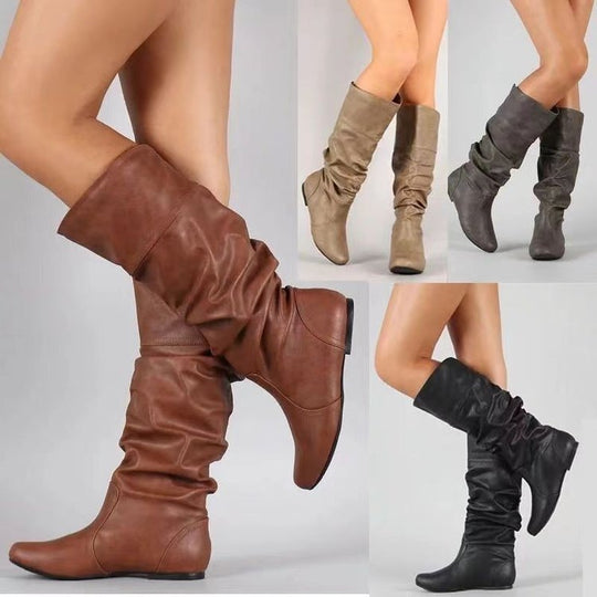 Damen Schlupfstiefel mit gerafftem Schaft und flacher Keilsohle EB
