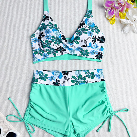 Damen Hochgeschnittenes Bikiniset mit floralem Oberteil und flexiblen Shorts EB