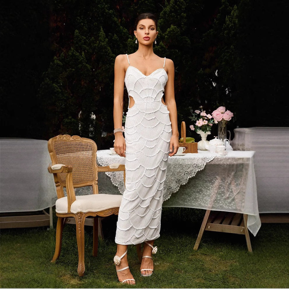 Damen Elegantes Midi-Kleid mit rückseitigen Cut-Outs und dekorativem Wellendesign EB
